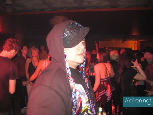 015.jpg