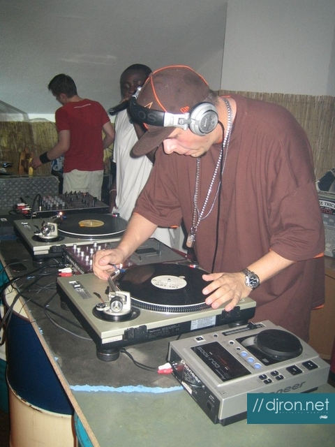 img 065.jpg