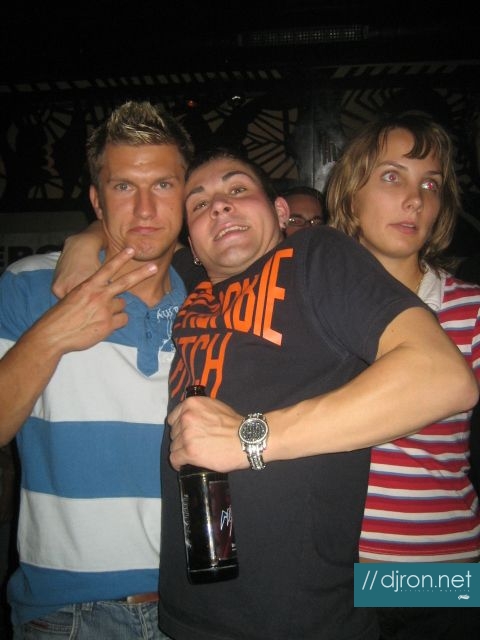 img 052.jpg