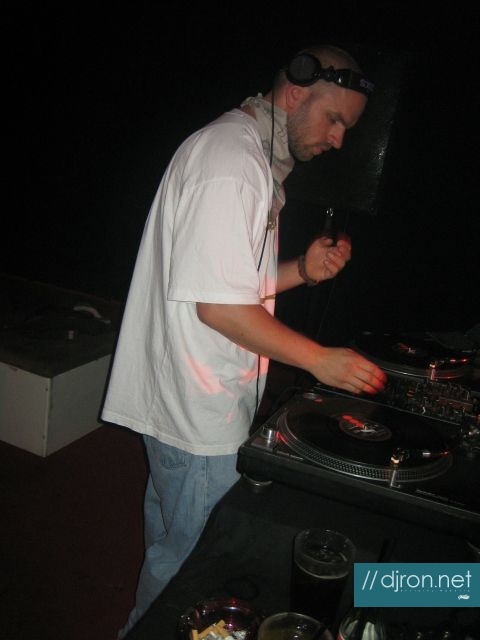 img 049.jpg