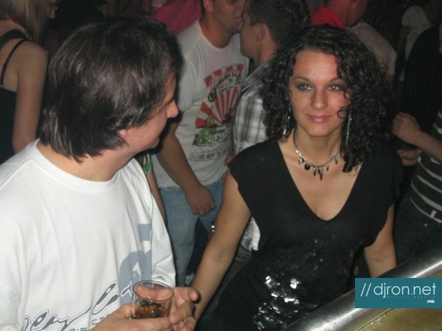 img 208.jpg