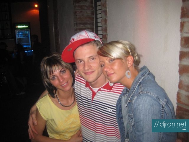 img 104.jpg