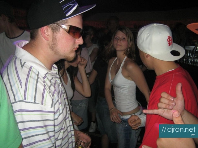 img 128.jpg