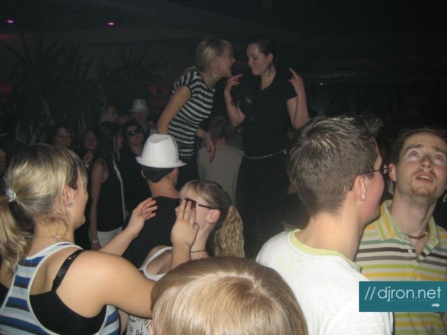 img 101.jpg