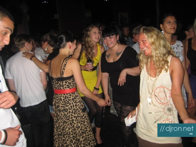 IMG_9727.jpg