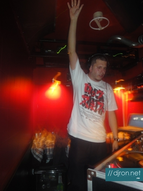 DSC01878.jpg