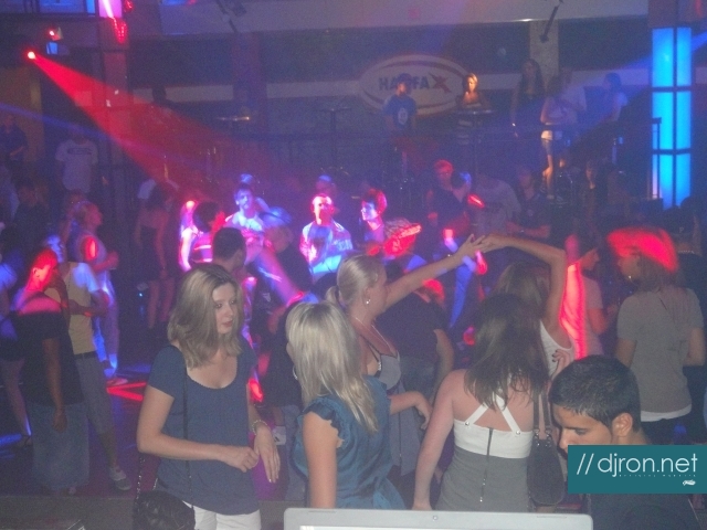 DSC05677.jpg