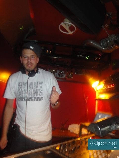 DSC08420.jpg