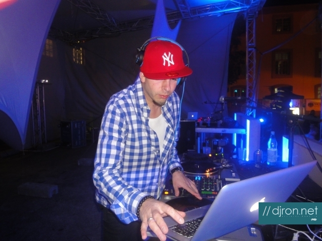 DSC08425.jpg