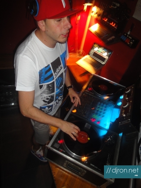 DSC01008.jpg