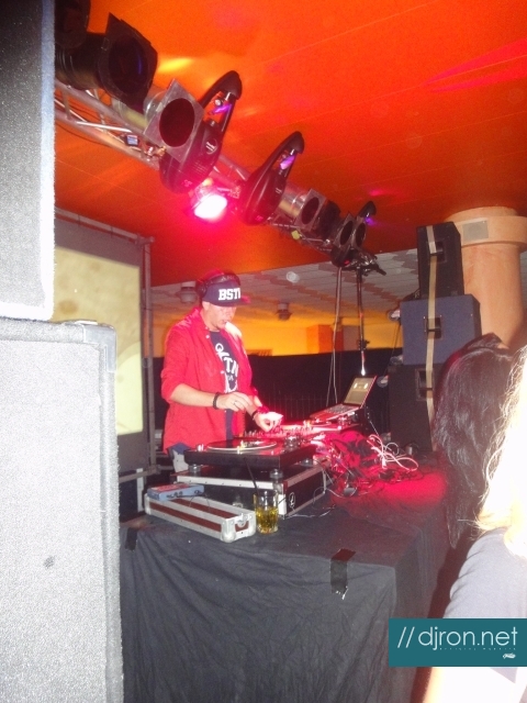 DSC01902.jpg
