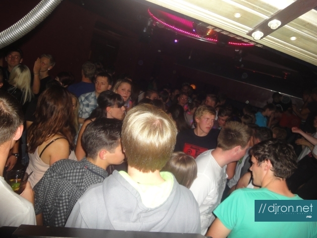 DSC02010.jpg