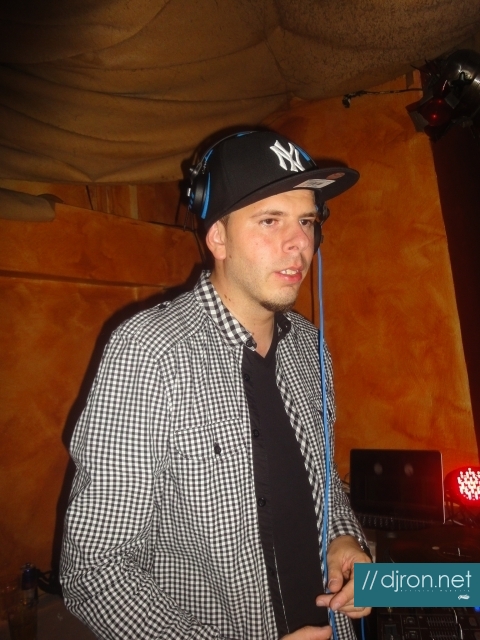 DSC02923.jpg