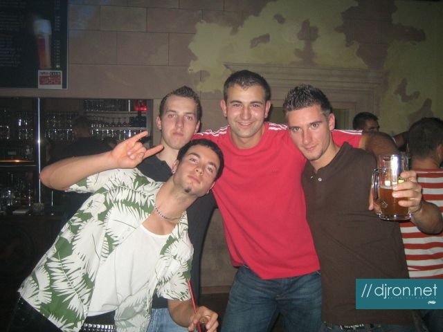 img 122.jpg