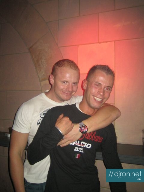 img 130.jpg